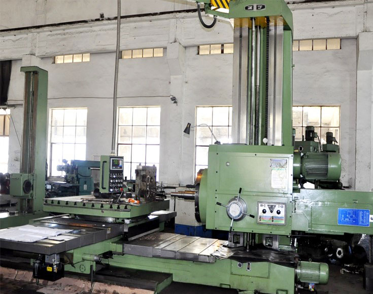 Горизонтально-токарный станок высокой точности