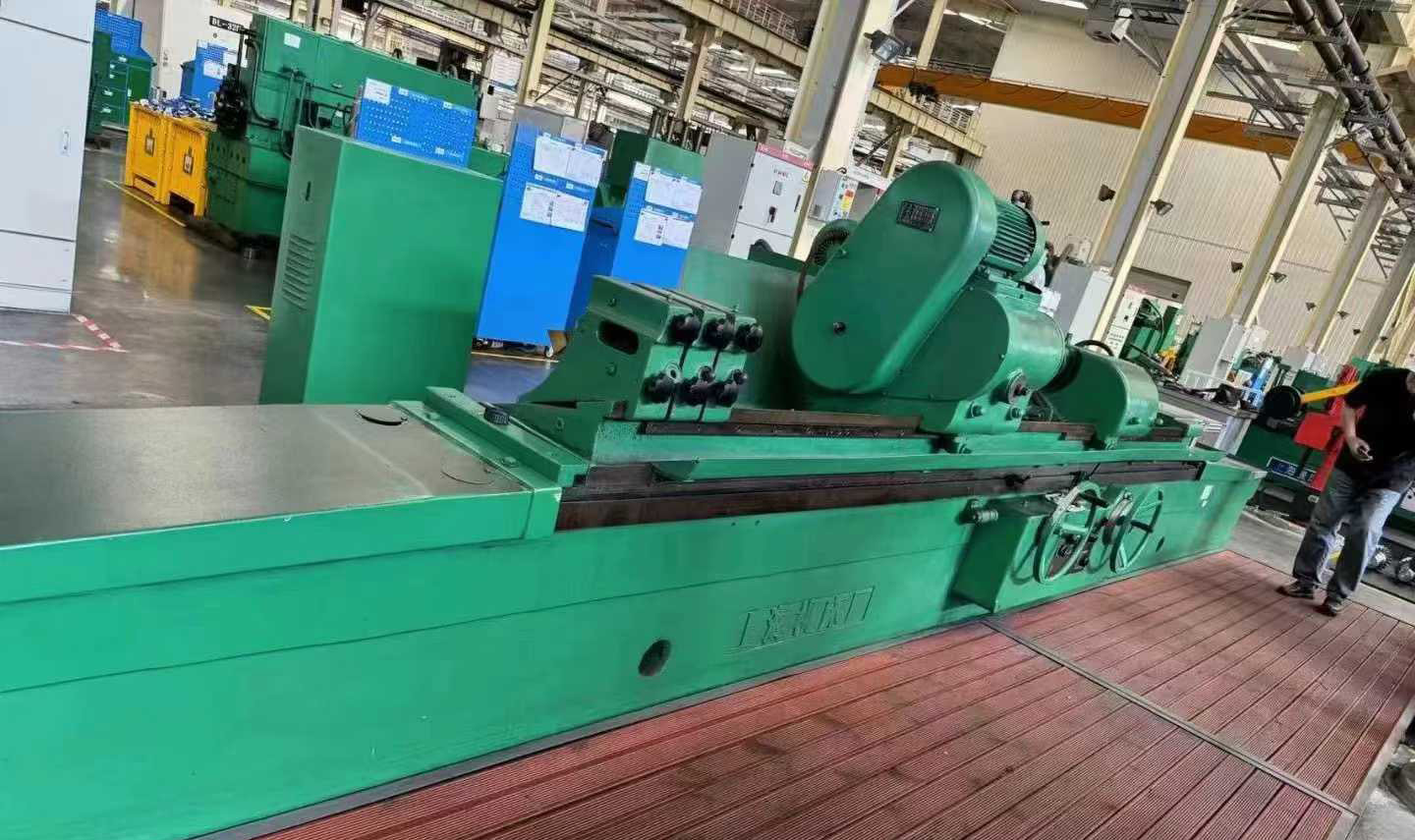 Шлифовальный станок для коленчатых валов