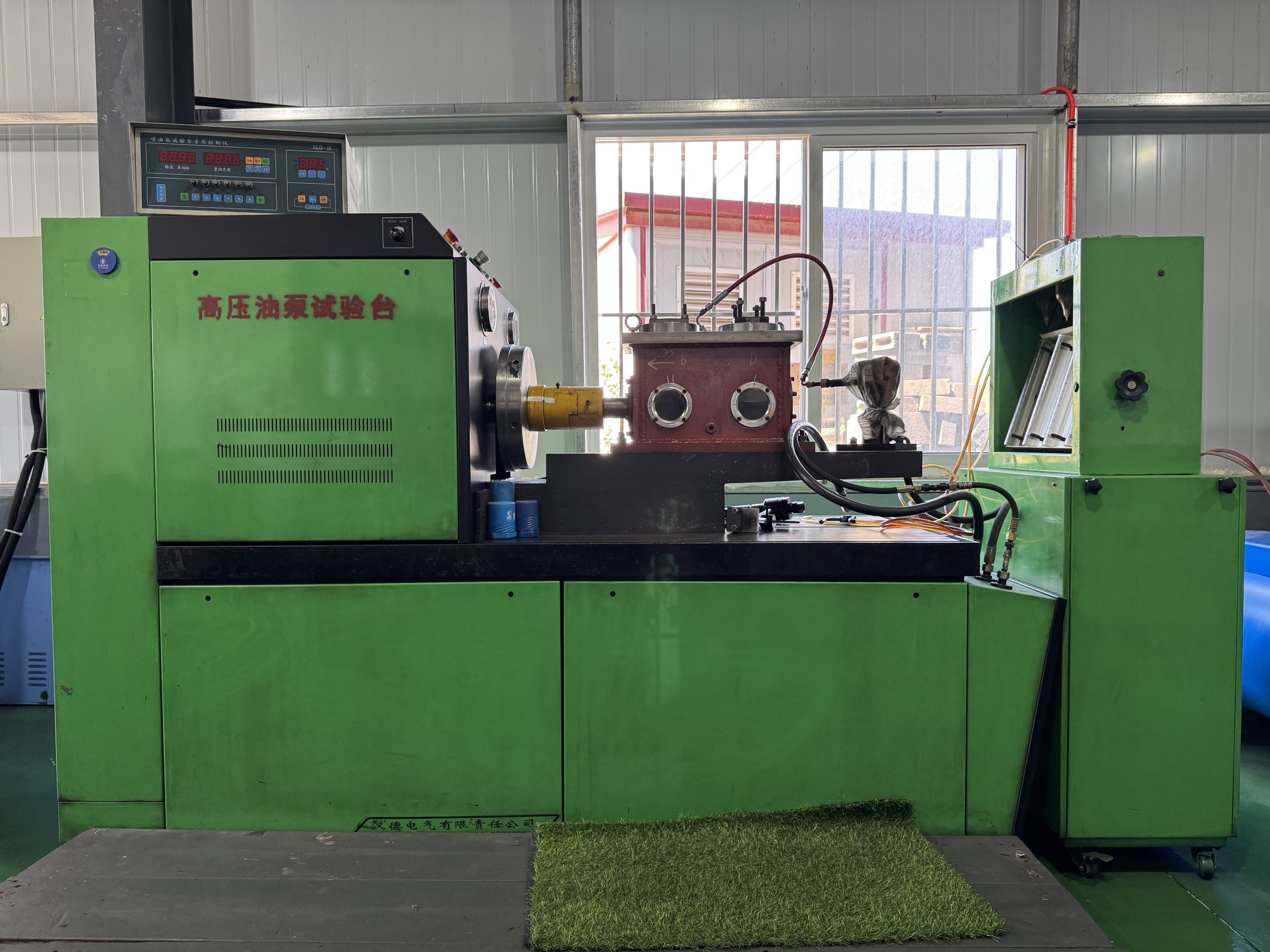 Испытательный стенд для масляных насосов высокого давления